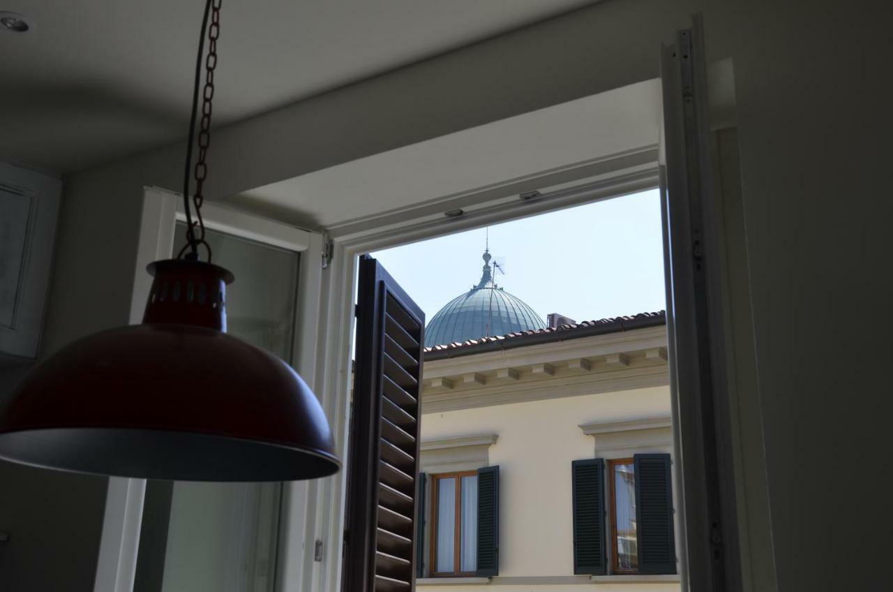 With Apartamento Florença
